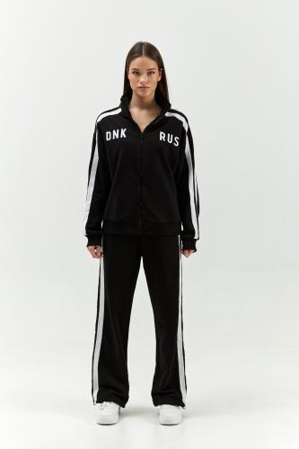 Костюм с лампасами