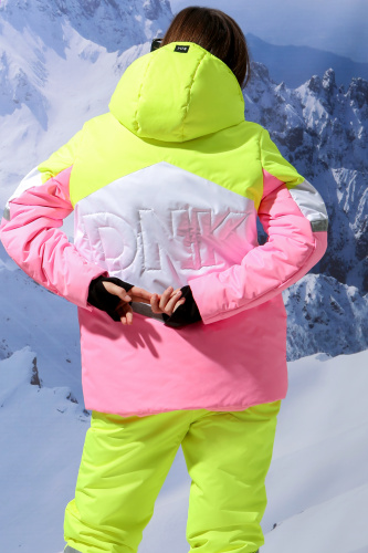 Куртка МЕМБРАНА кислотно-розовая Woman