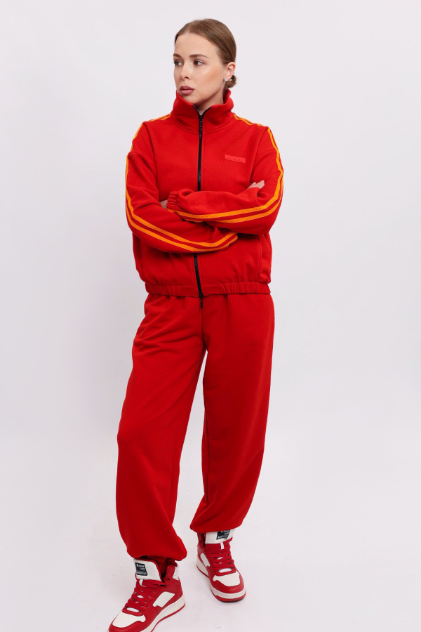 Толстовка на молнии красная