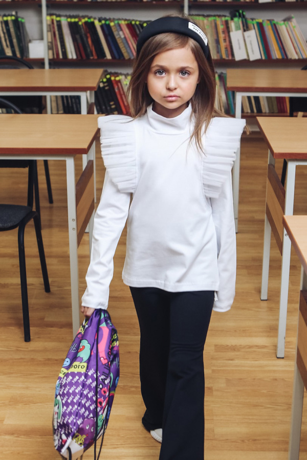 Водолазка белая с фатиновыми крыльями Junior