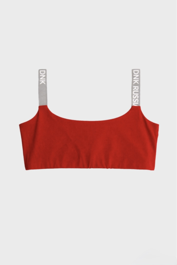 Топ на бретелях